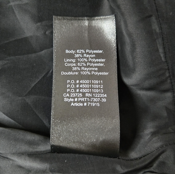 Chic Black and White Tweed Skirt - Picture 9 of 10